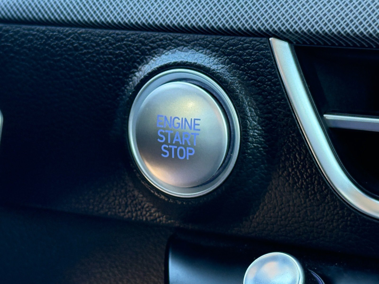 2025 Hyundai Sonata SEL — photo 24 thumbnail