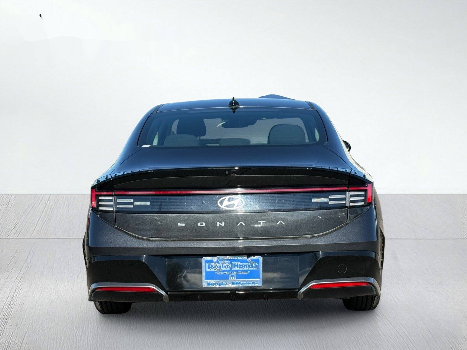 2025 Hyundai Sonata SEL — photo 6 thumbnail