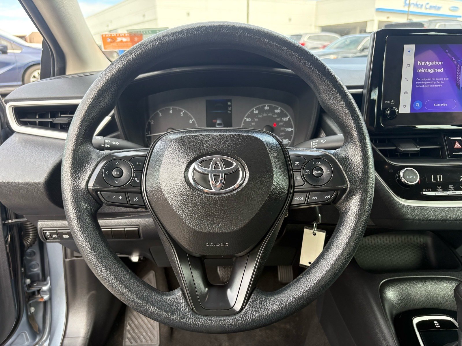 2025 Toyota Corolla LE — photo 18 thumbnail