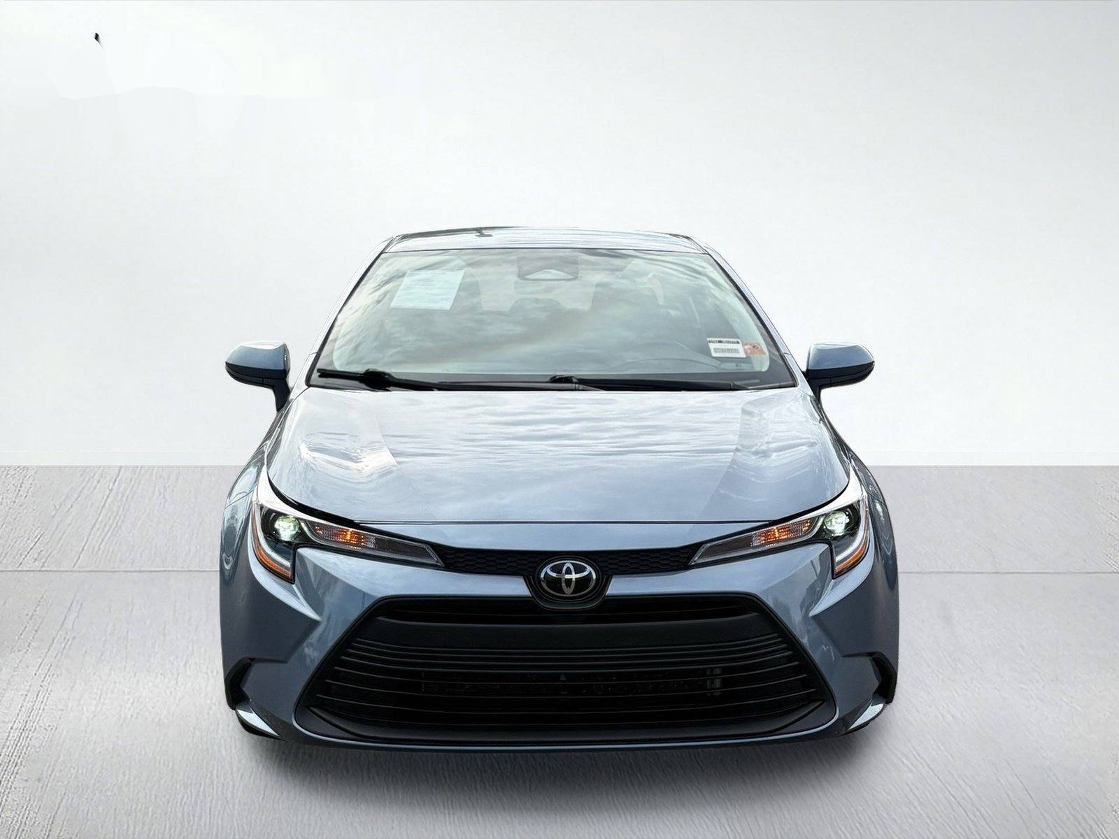 2025 Toyota Corolla LE — photo 9 thumbnail