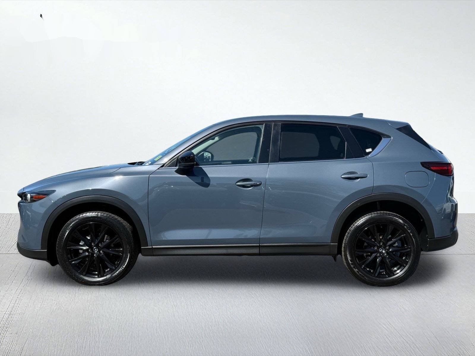 2025 Mazda CX-5 2.5 S Carbon Edition — photo 3 thumbnail