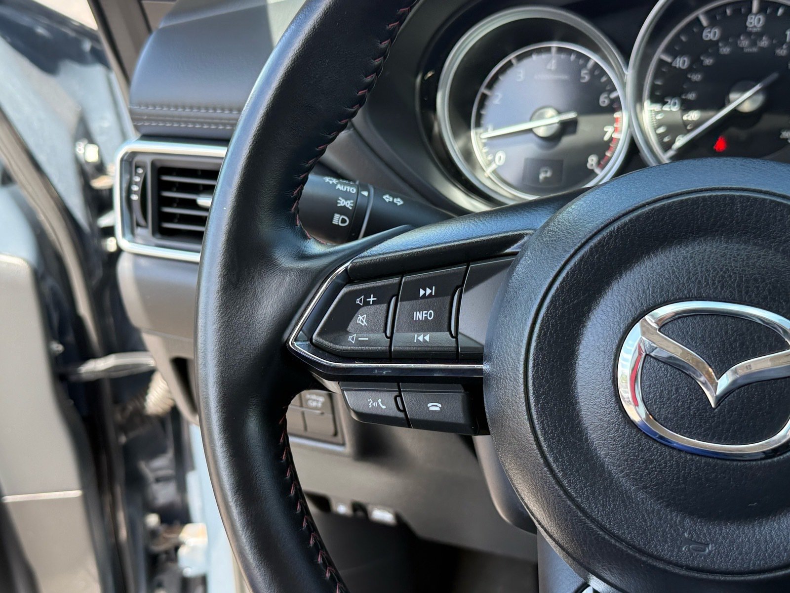 2025 Mazda CX-5 2.5 S Carbon Edition — photo 16 thumbnail
