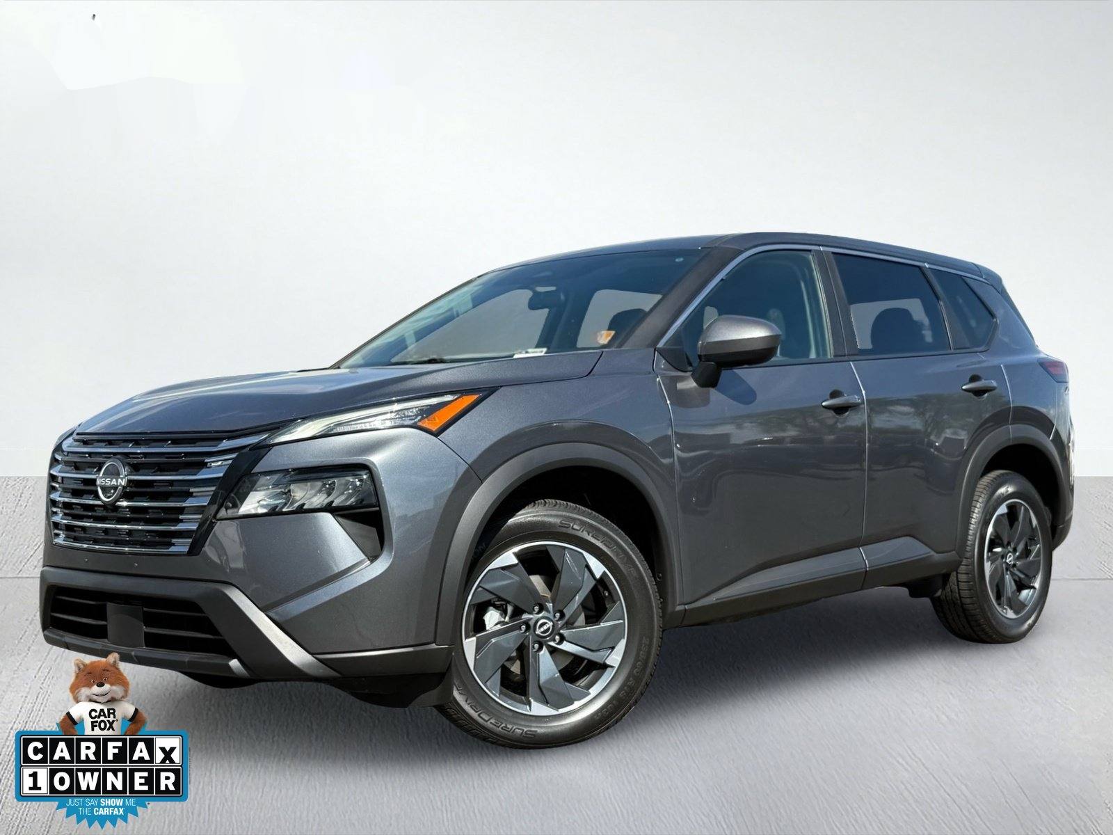 2025 Nissan Rogue SV — photo 1