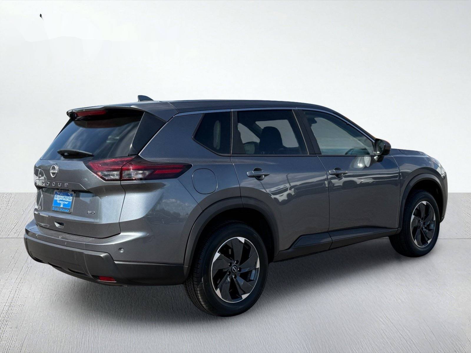 2025 Nissan Rogue SV — photo 7 thumbnail