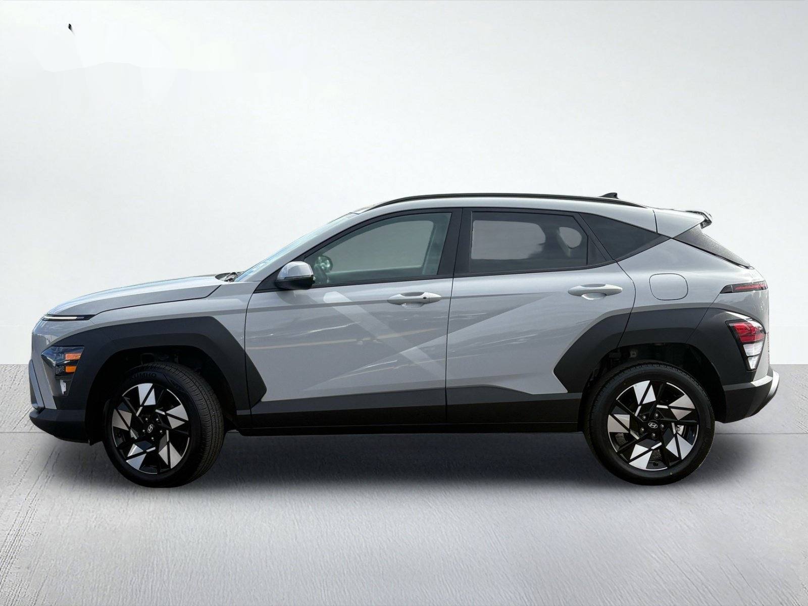 2025 Hyundai Kona SEL — photo 3 thumbnail