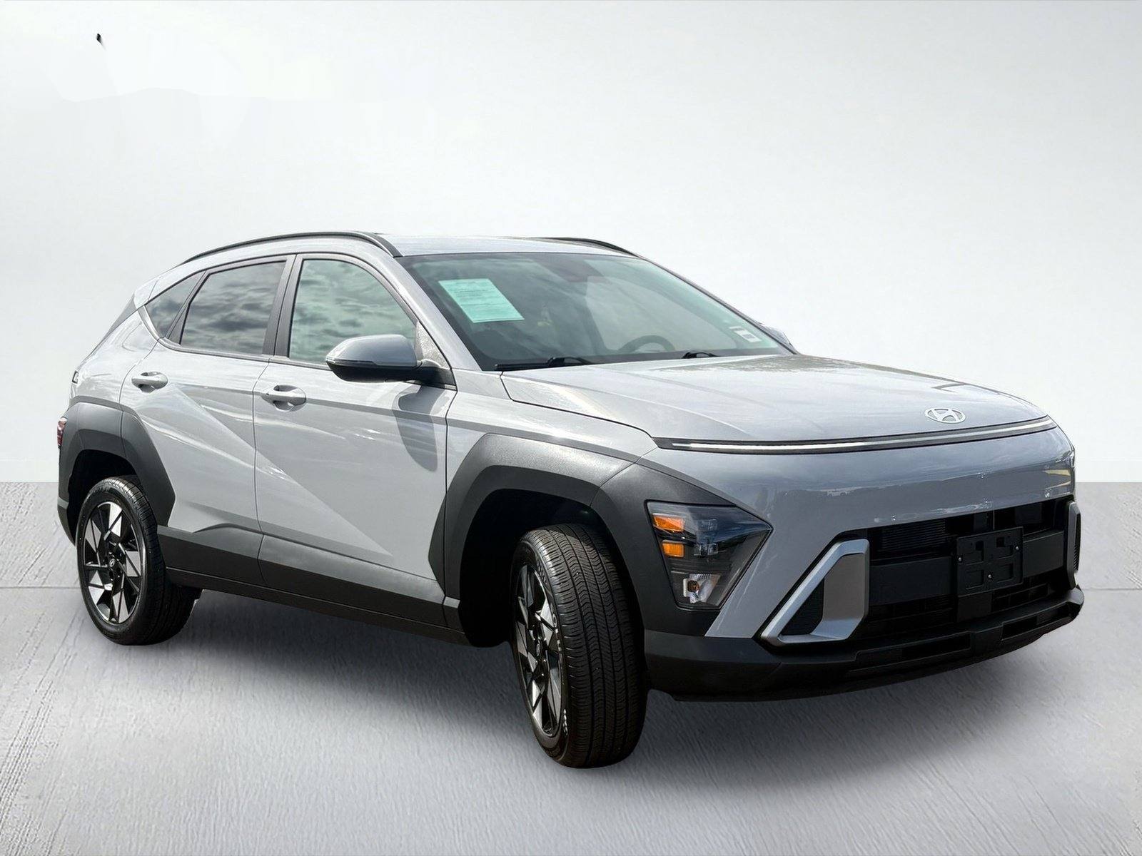 2025 Hyundai Kona SEL — photo 8 thumbnail
