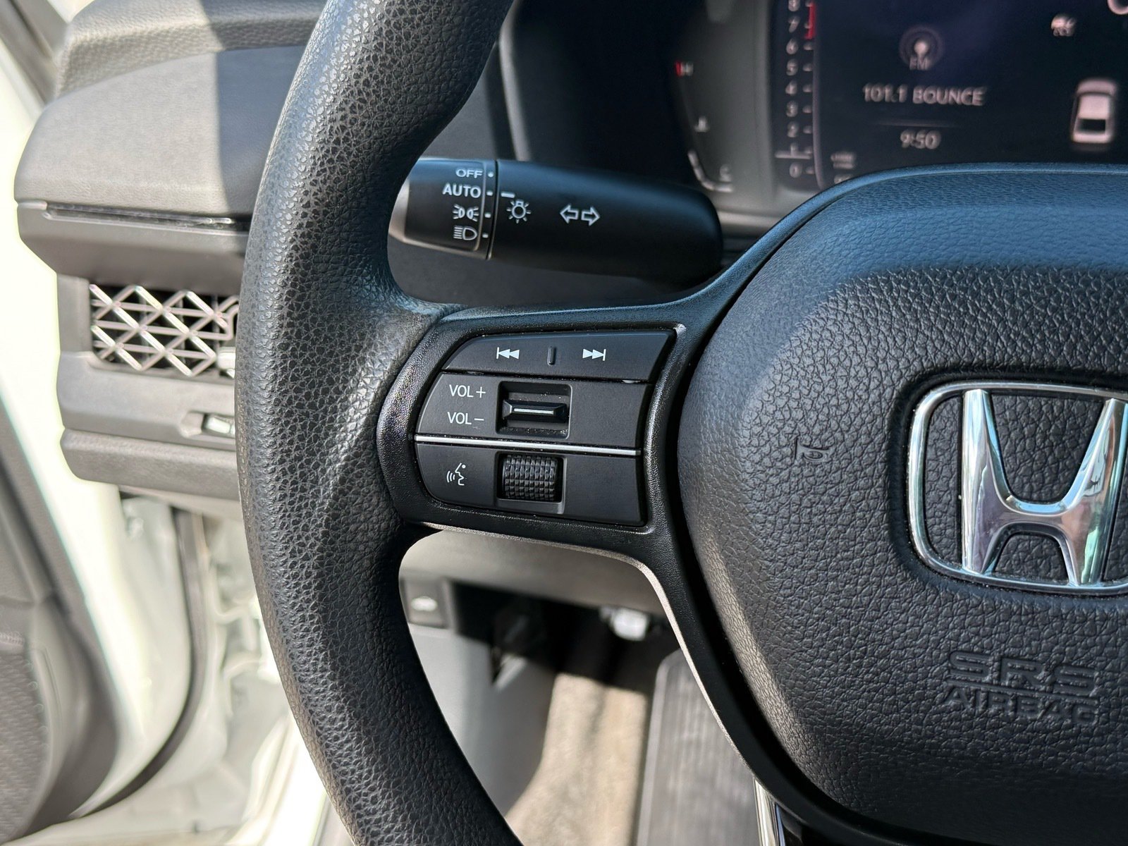 2023 Honda Accord EX — photo 16 thumbnail