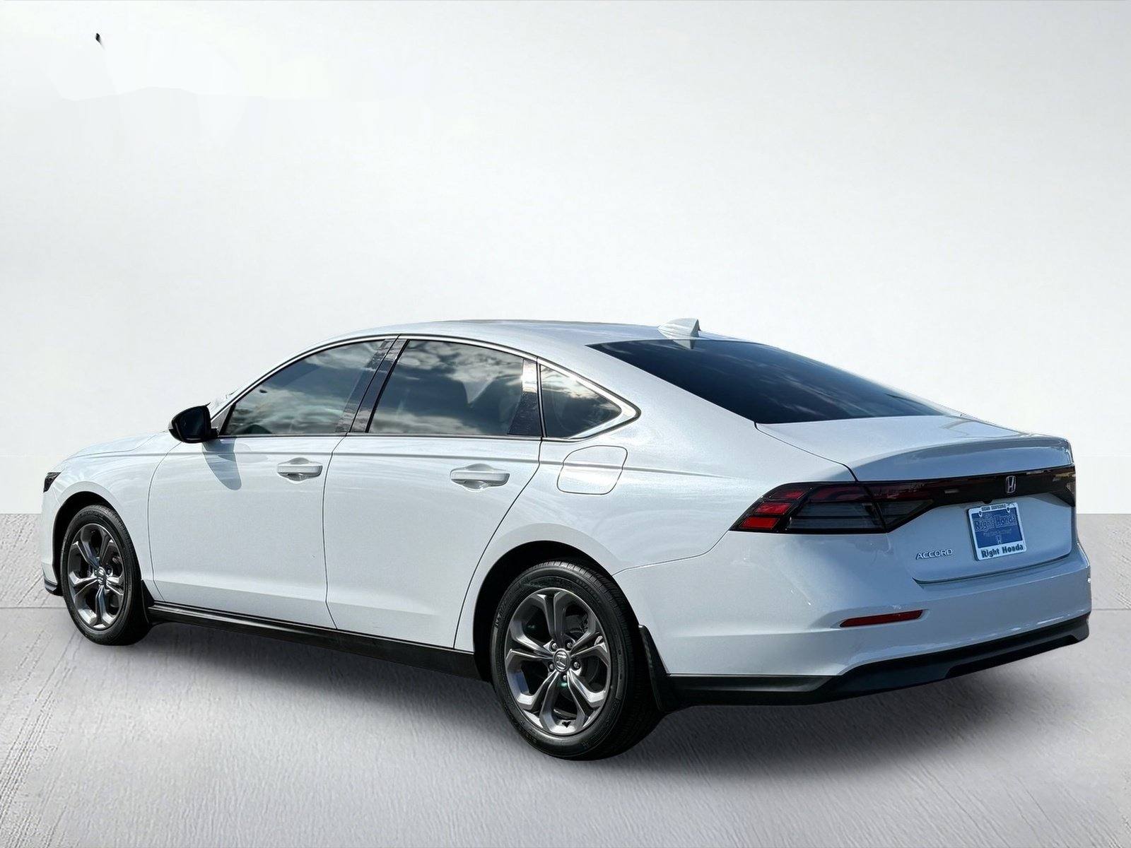 2023 Honda Accord EX — photo 4 thumbnail