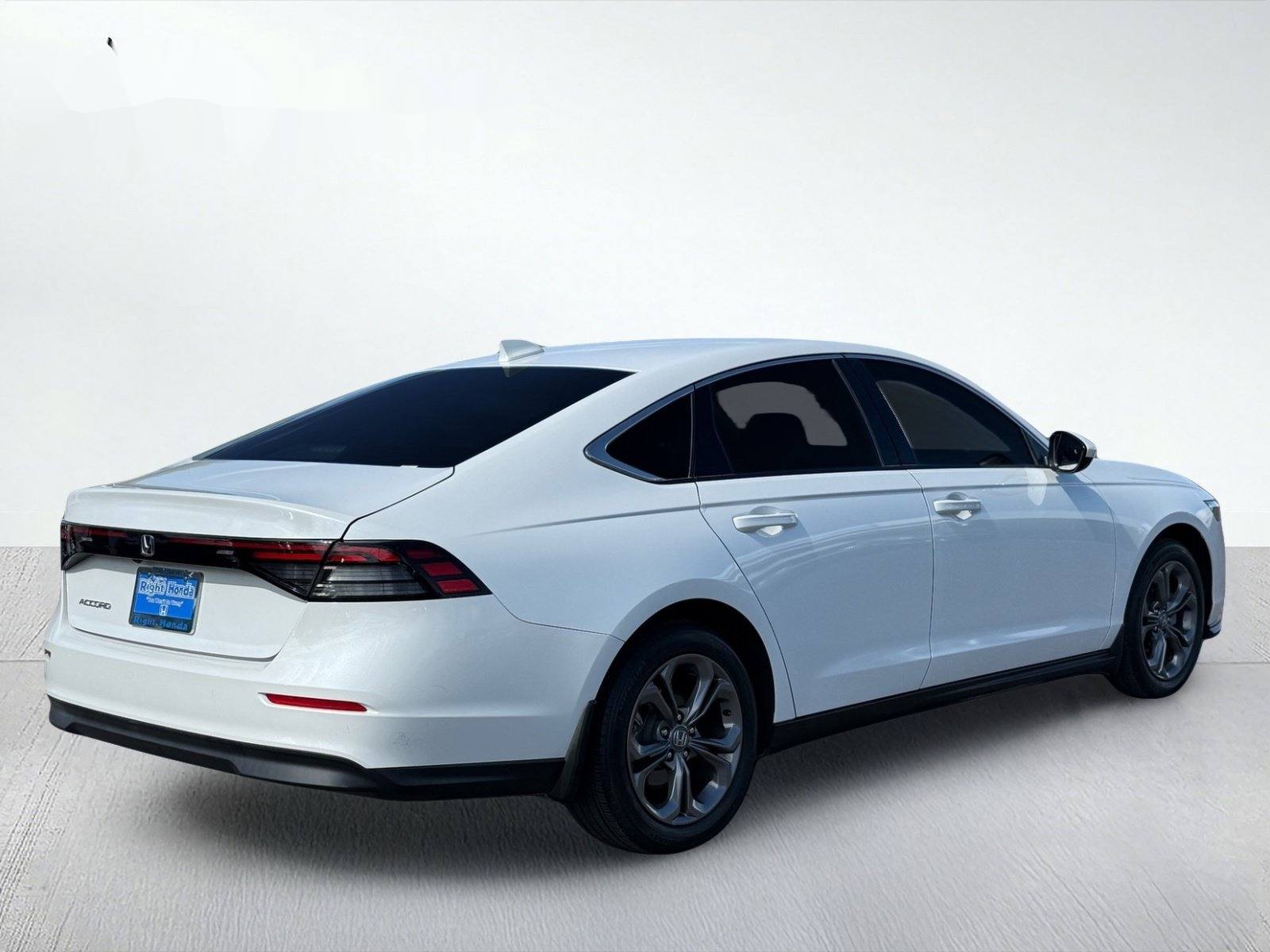 2023 Honda Accord EX — photo 7 thumbnail