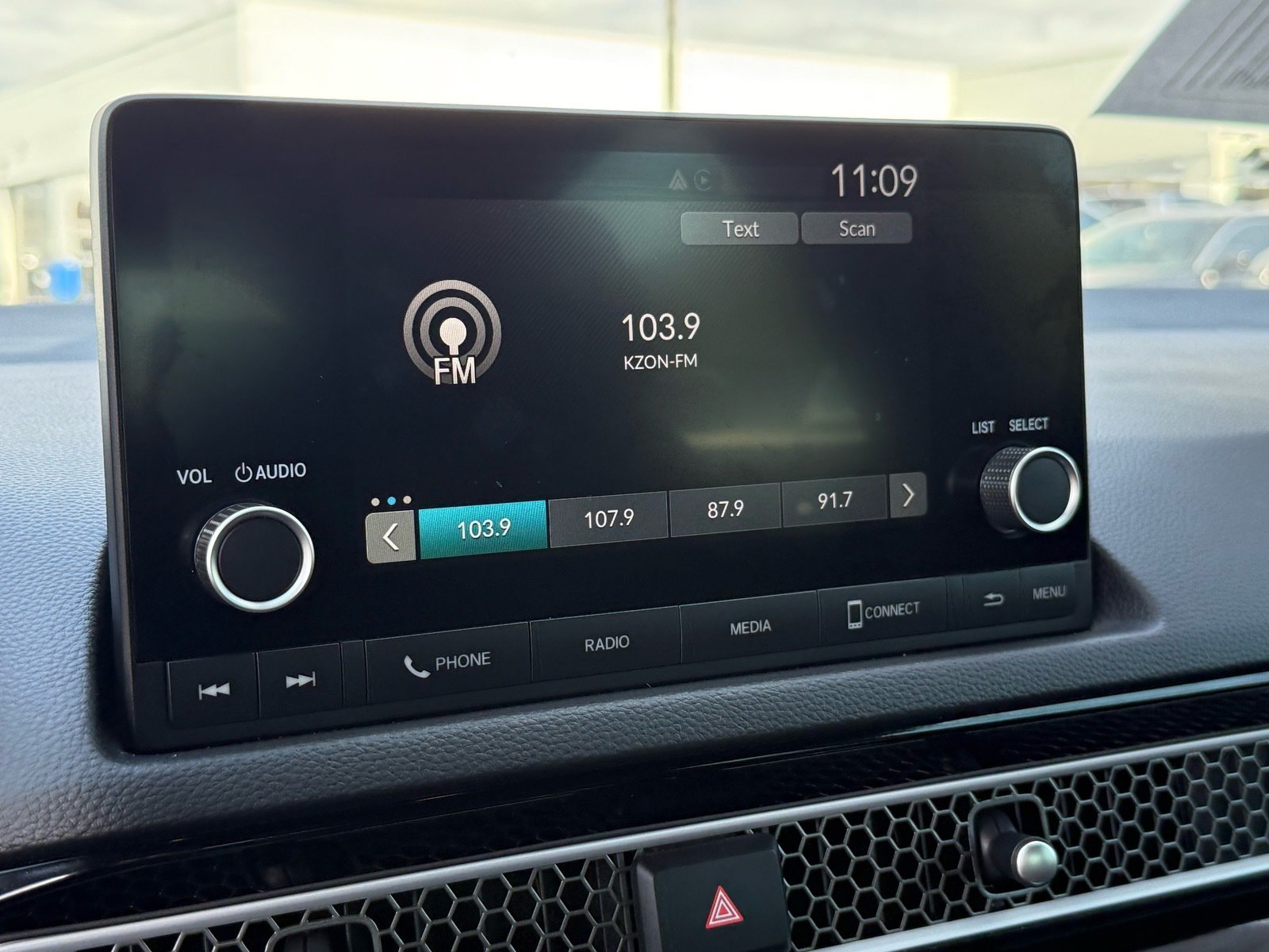 2026 Honda Civic Hybrid Sport — photo 20 thumbnail