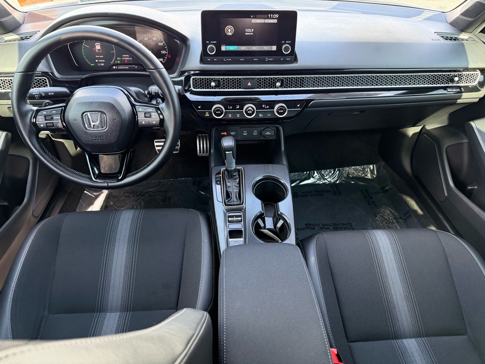 2026 Honda Civic Hybrid Sport — photo 27 thumbnail