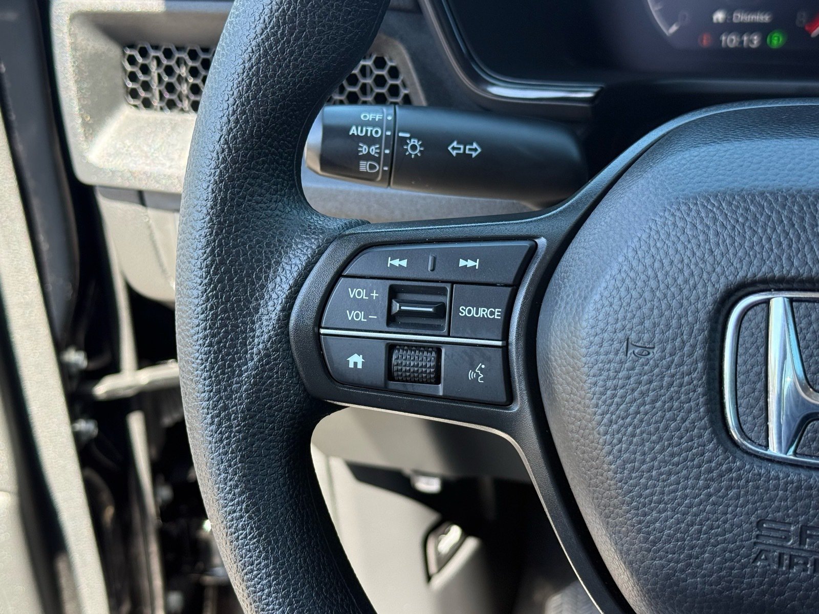 2025 Honda CR-V EX — photo 16 thumbnail