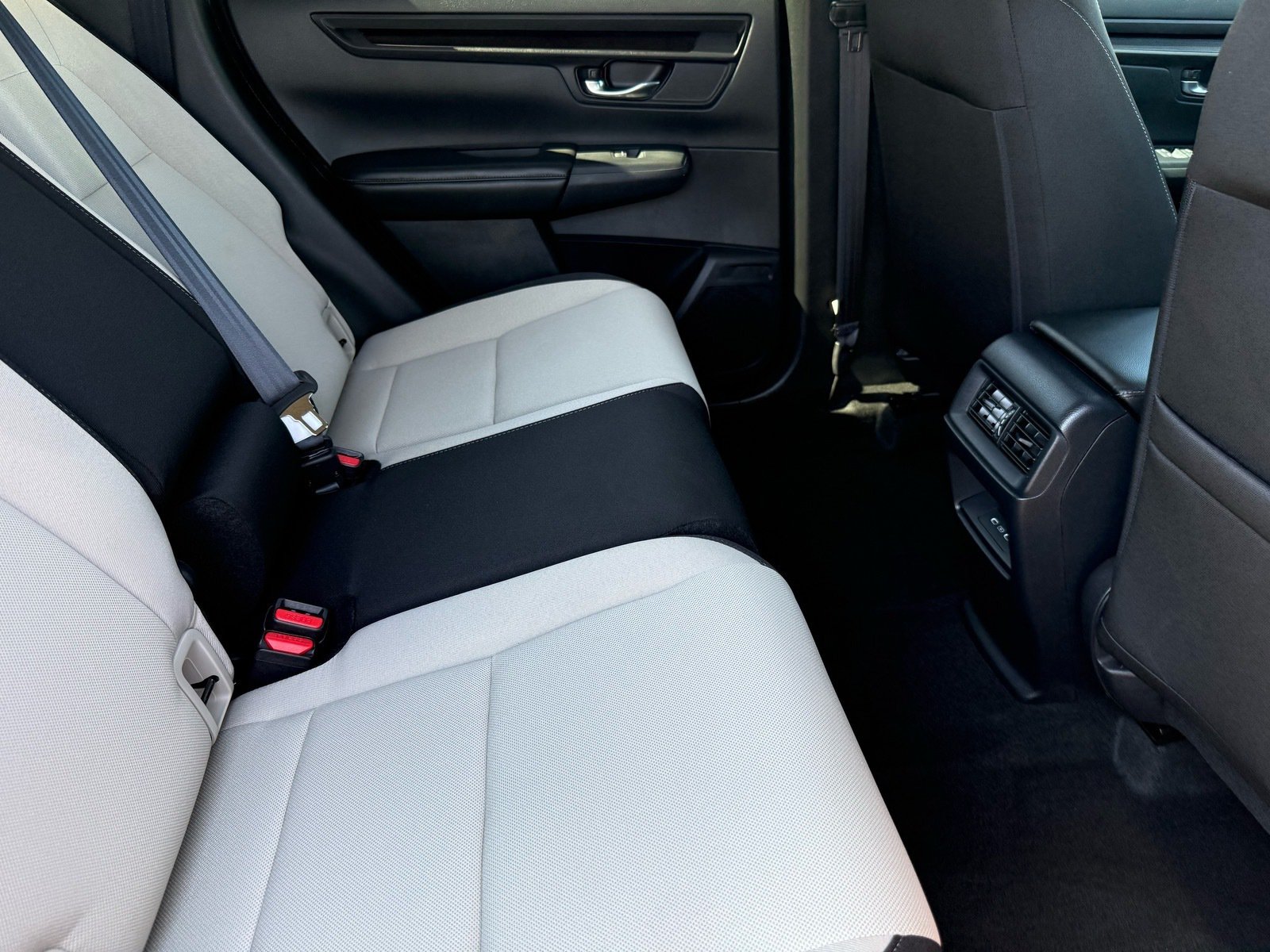 2025 Honda CR-V EX — photo 28 thumbnail