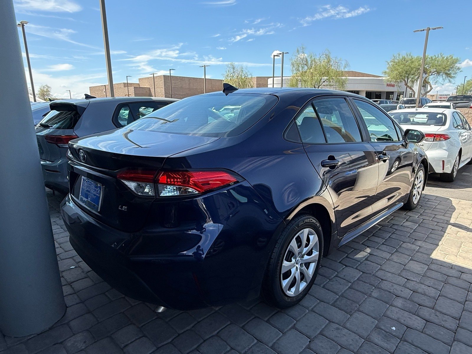 2024 Toyota Corolla LE — photo 4 thumbnail