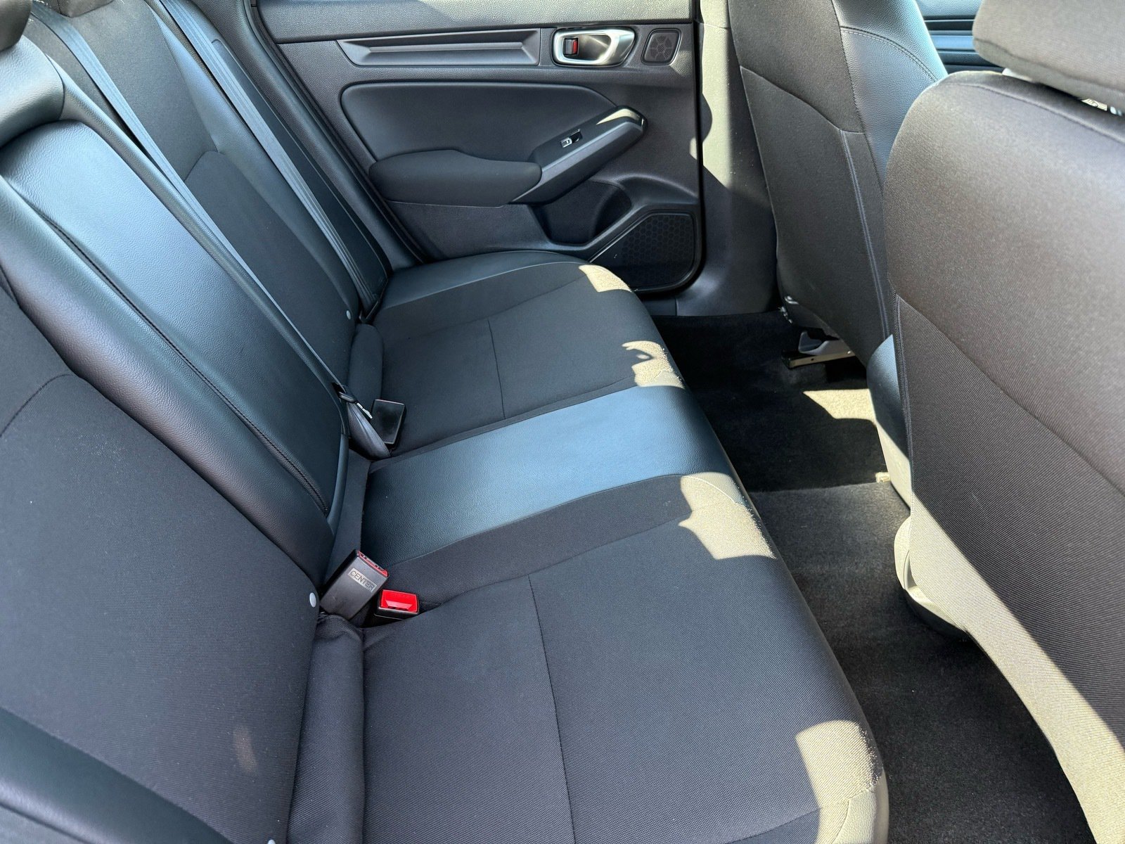 2025 Honda Civic Sport — photo 28 thumbnail