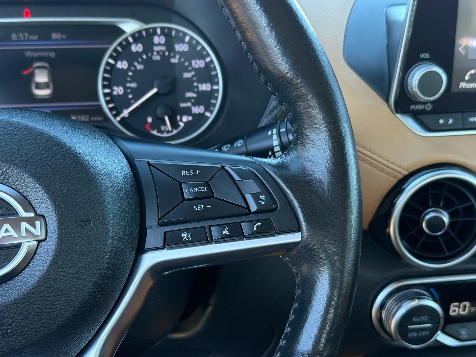 2025 Nissan Sentra SV — photo 17 thumbnail