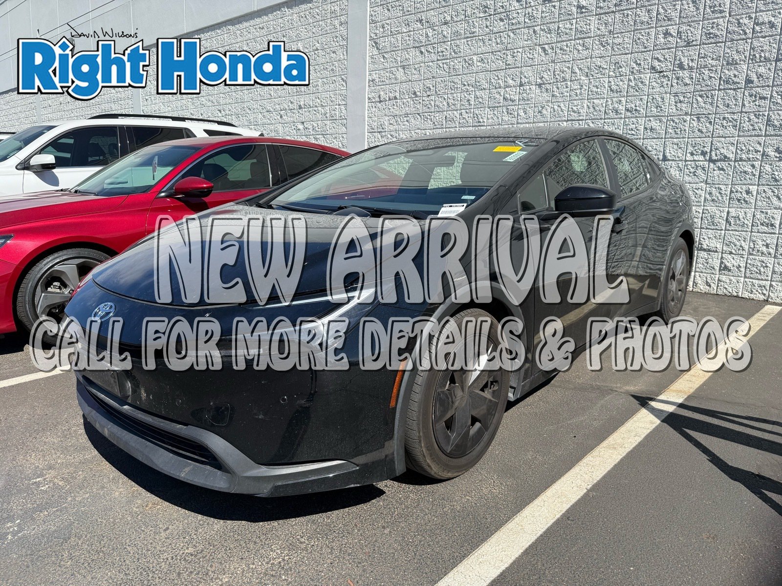2024 Toyota Prius LE — photo 1