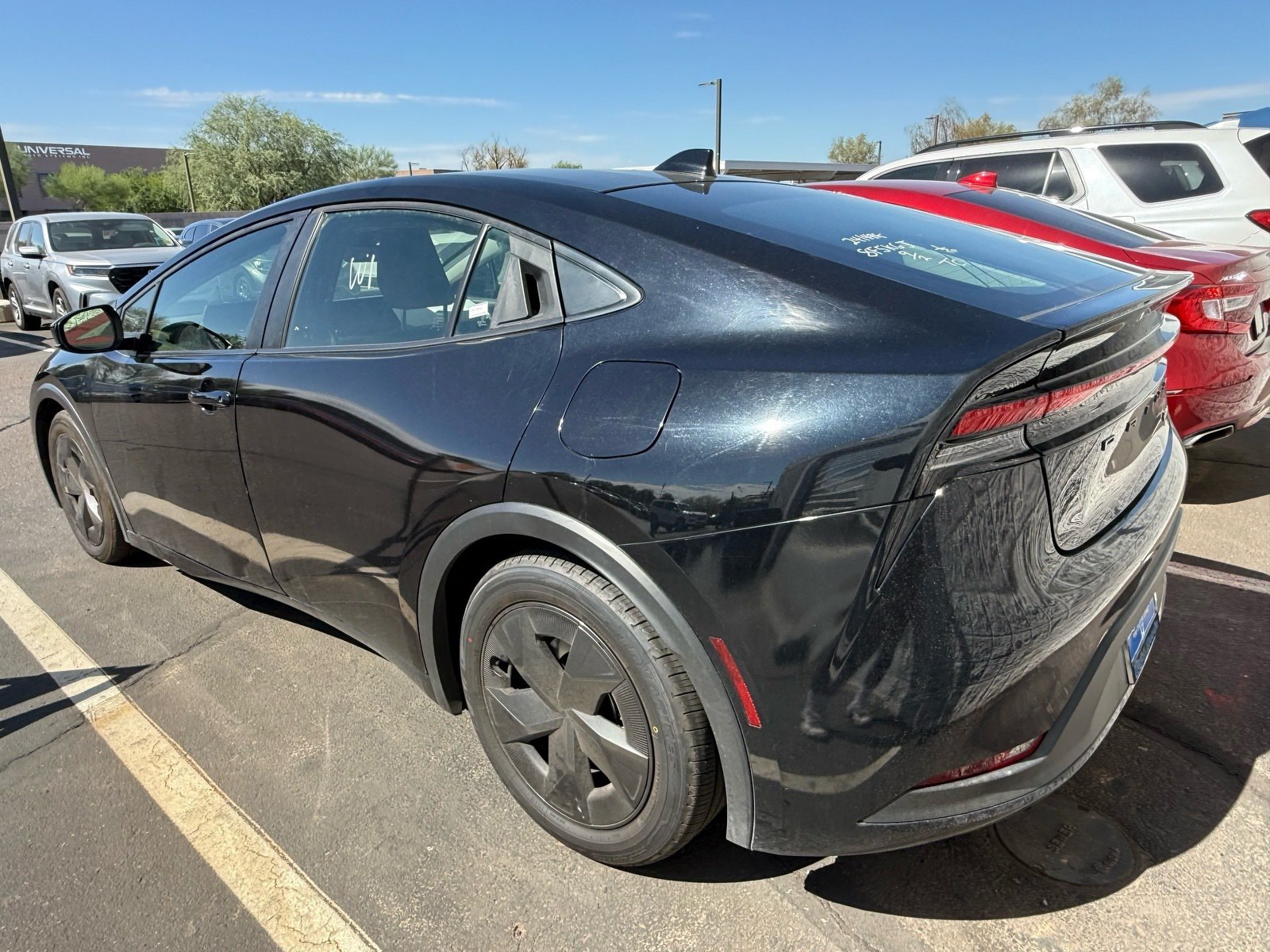 2024 Toyota Prius LE — photo 3 thumbnail