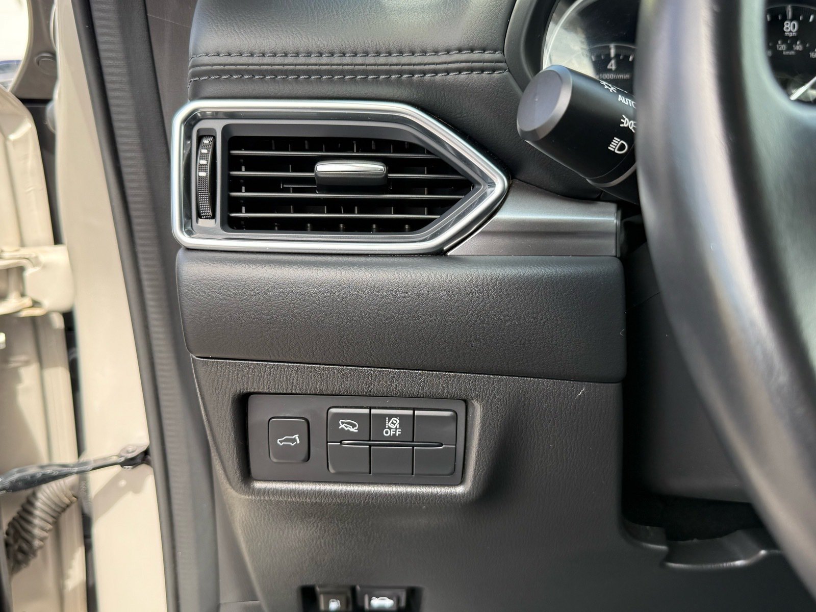 2025 Mazda CX-5 2.5 S Preferred Package — photo 14 thumbnail