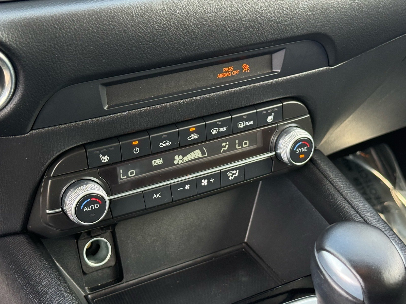 2025 Mazda CX-5 2.5 S Preferred Package — photo 22 thumbnail