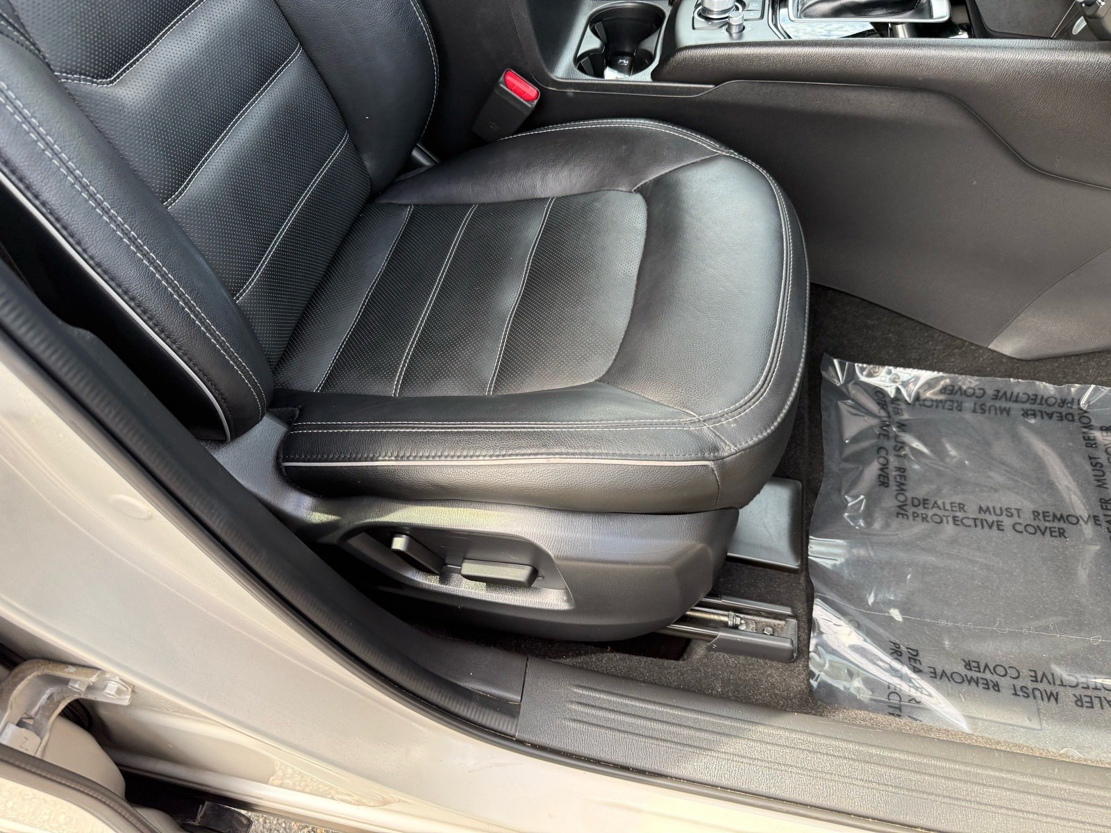 2025 Mazda CX-5 2.5 S Preferred Package — photo 31 thumbnail