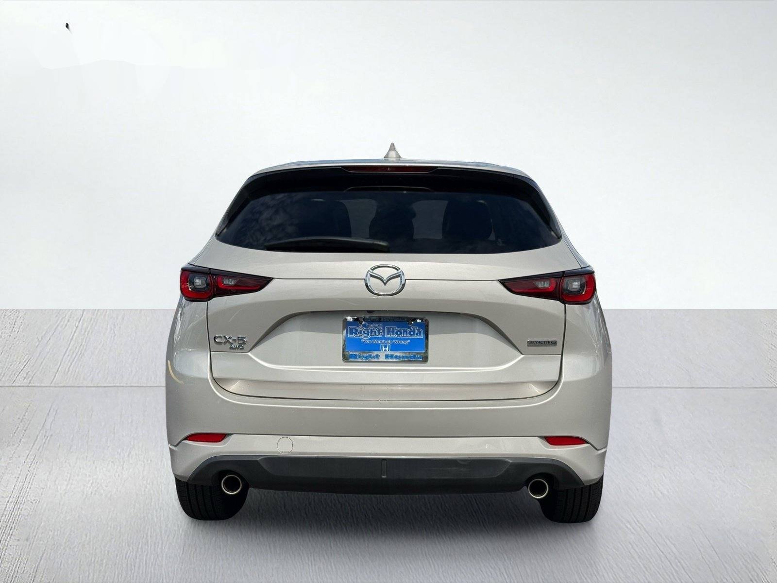 2025 Mazda CX-5 2.5 S Preferred Package — photo 6 thumbnail