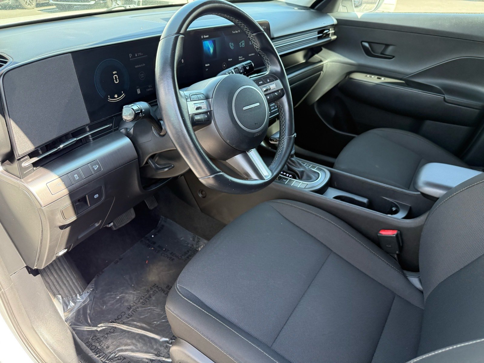 2025 Hyundai Kona SEL — photo 11 thumbnail