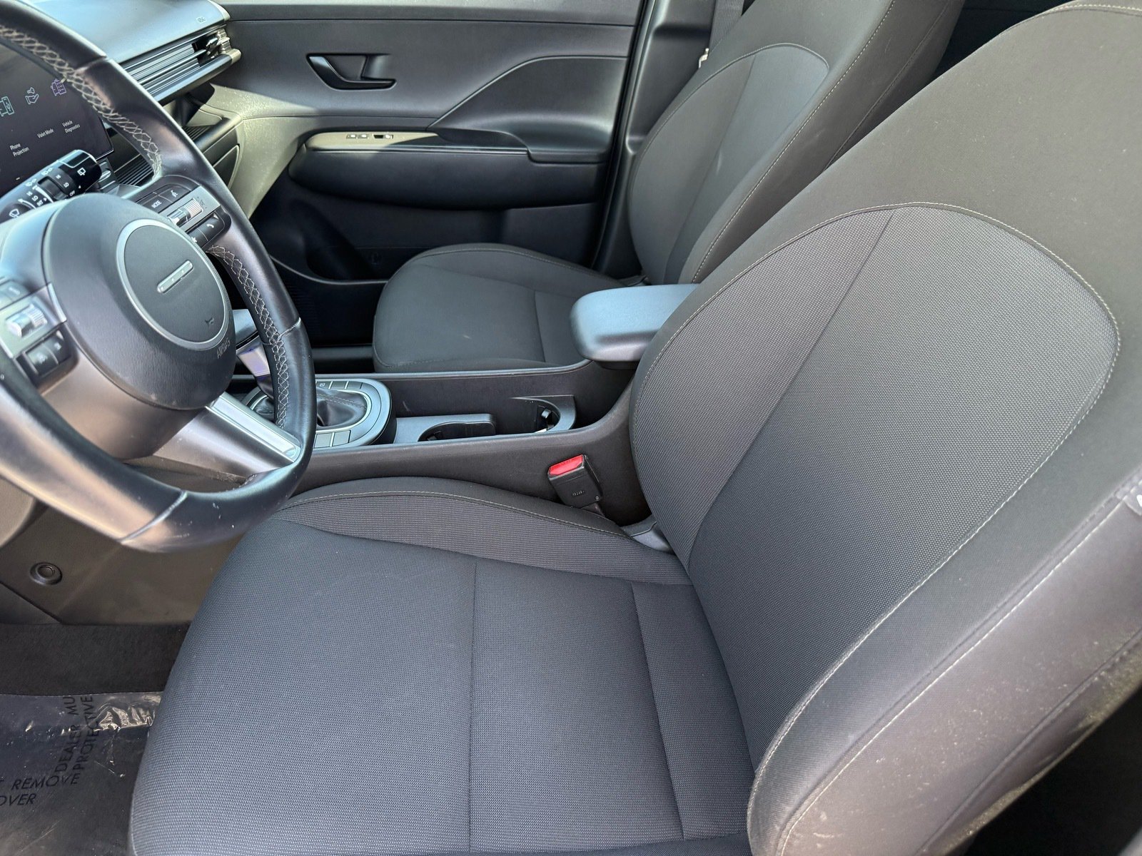 2025 Hyundai Kona SEL — photo 12 thumbnail