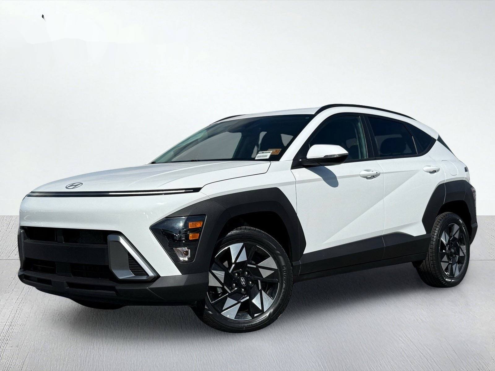 2025 Hyundai Kona SEL — photo 2 thumbnail