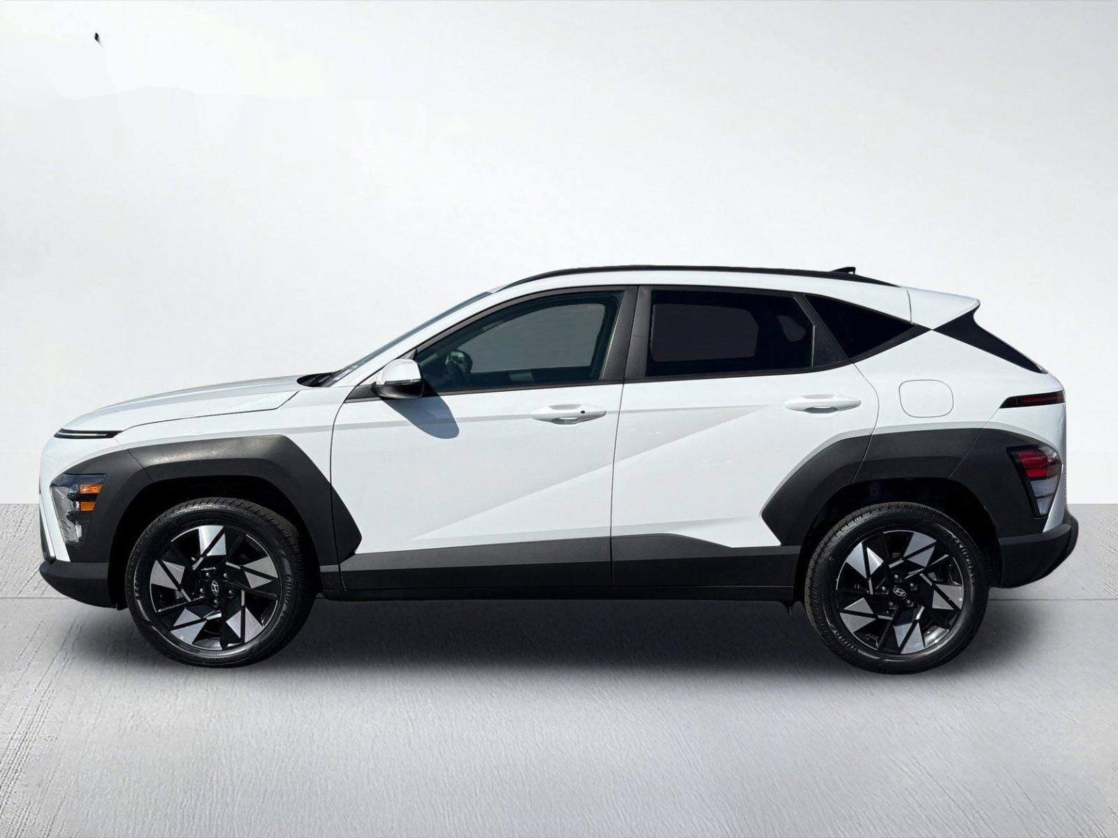 2025 Hyundai Kona SEL — photo 3 thumbnail