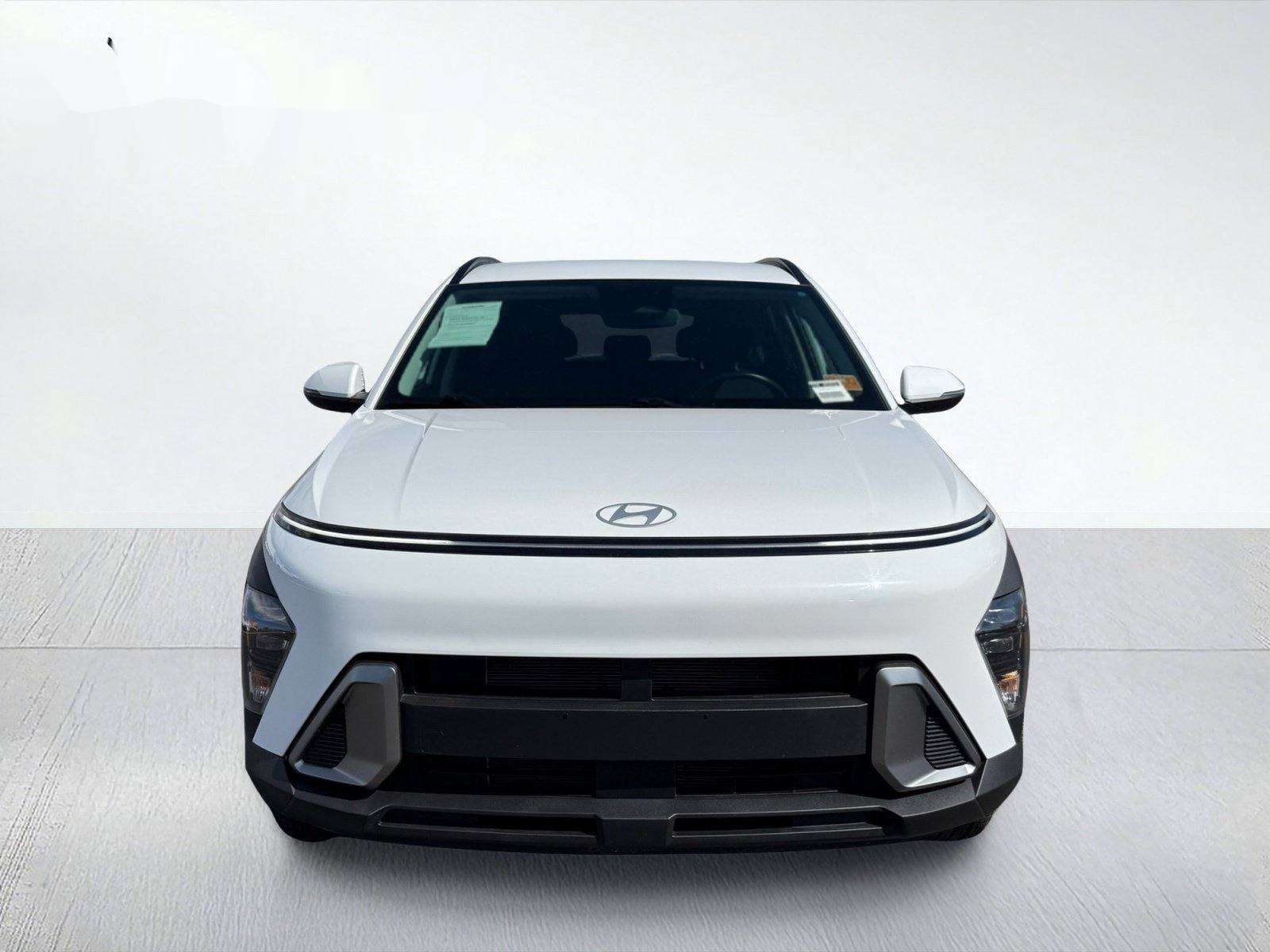 2025 Hyundai Kona SEL — photo 5 thumbnail