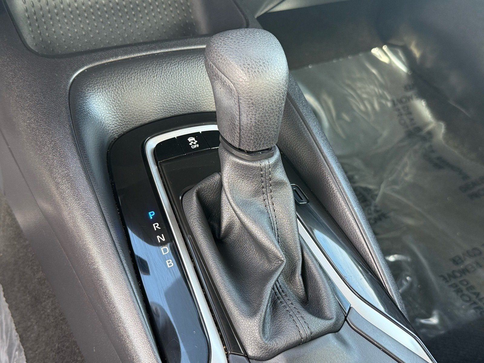 2025 Toyota Corolla LE — photo 24 thumbnail