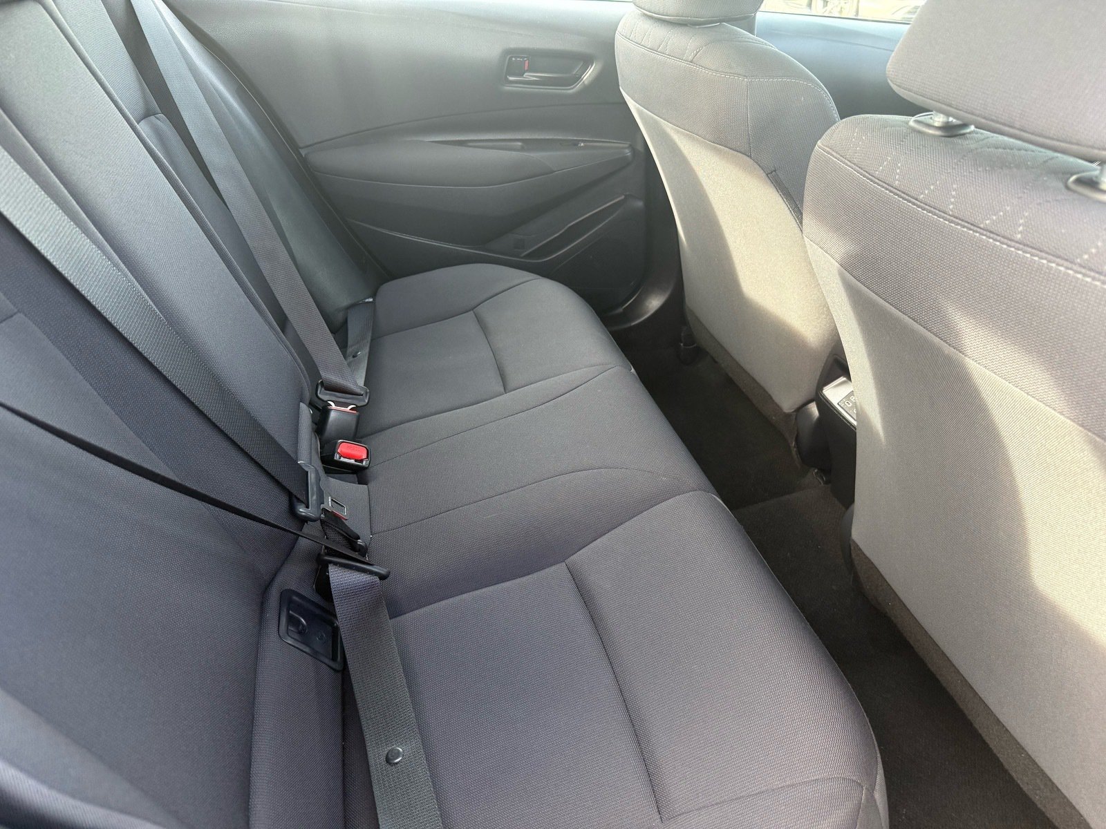 2025 Toyota Corolla LE — photo 27 thumbnail