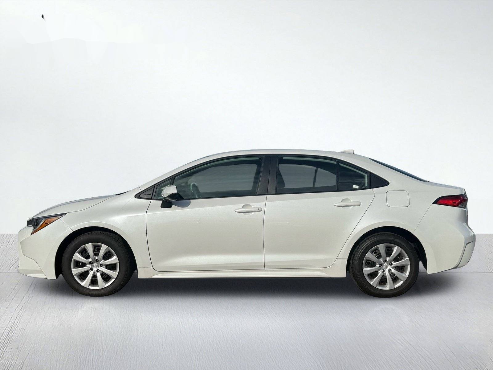 2025 Toyota Corolla LE — photo 3 thumbnail