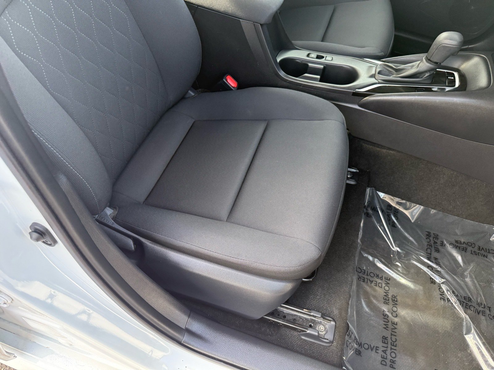 2025 Toyota Corolla LE — photo 30 thumbnail