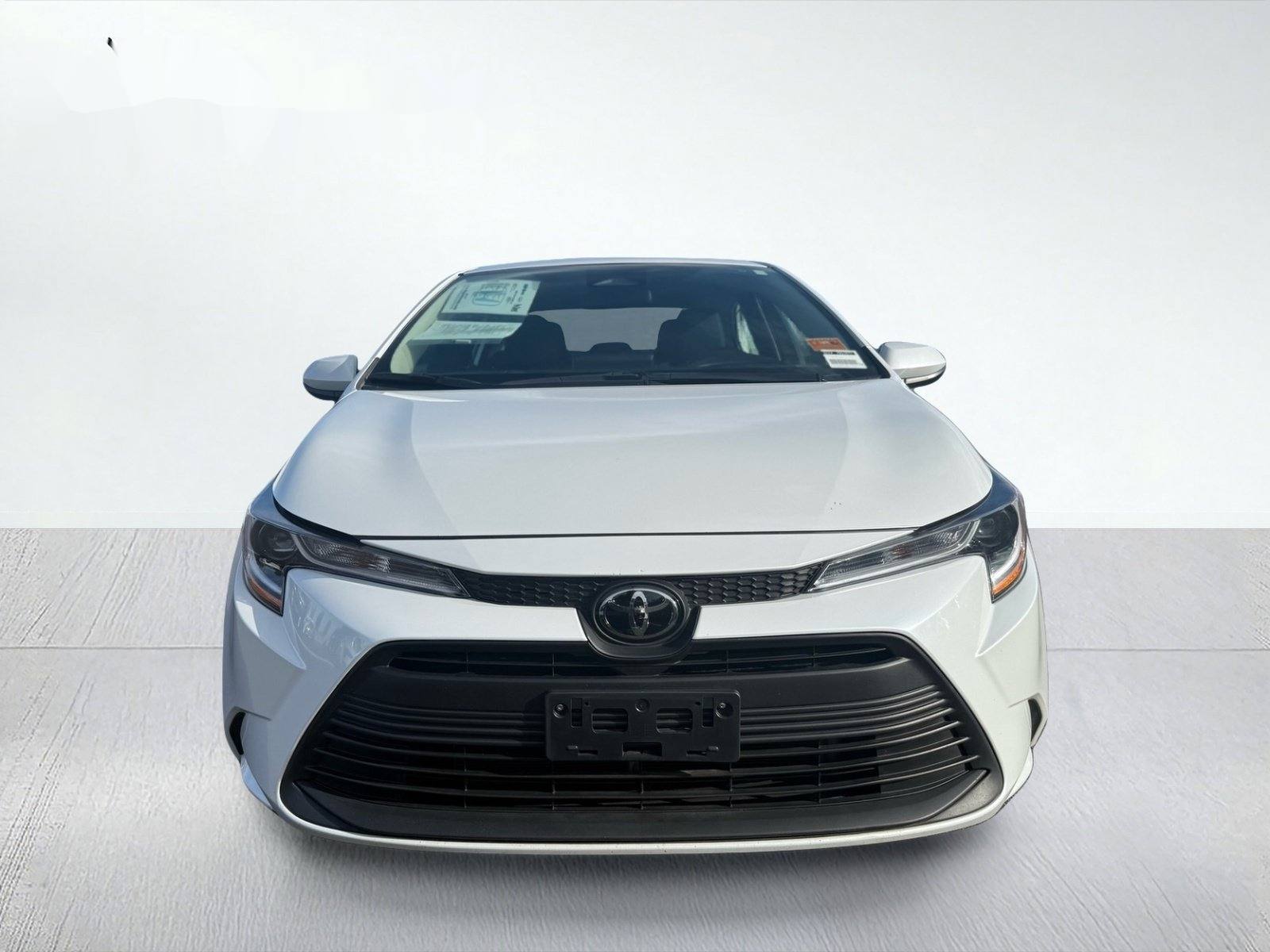 2025 Toyota Corolla LE — photo 5 thumbnail