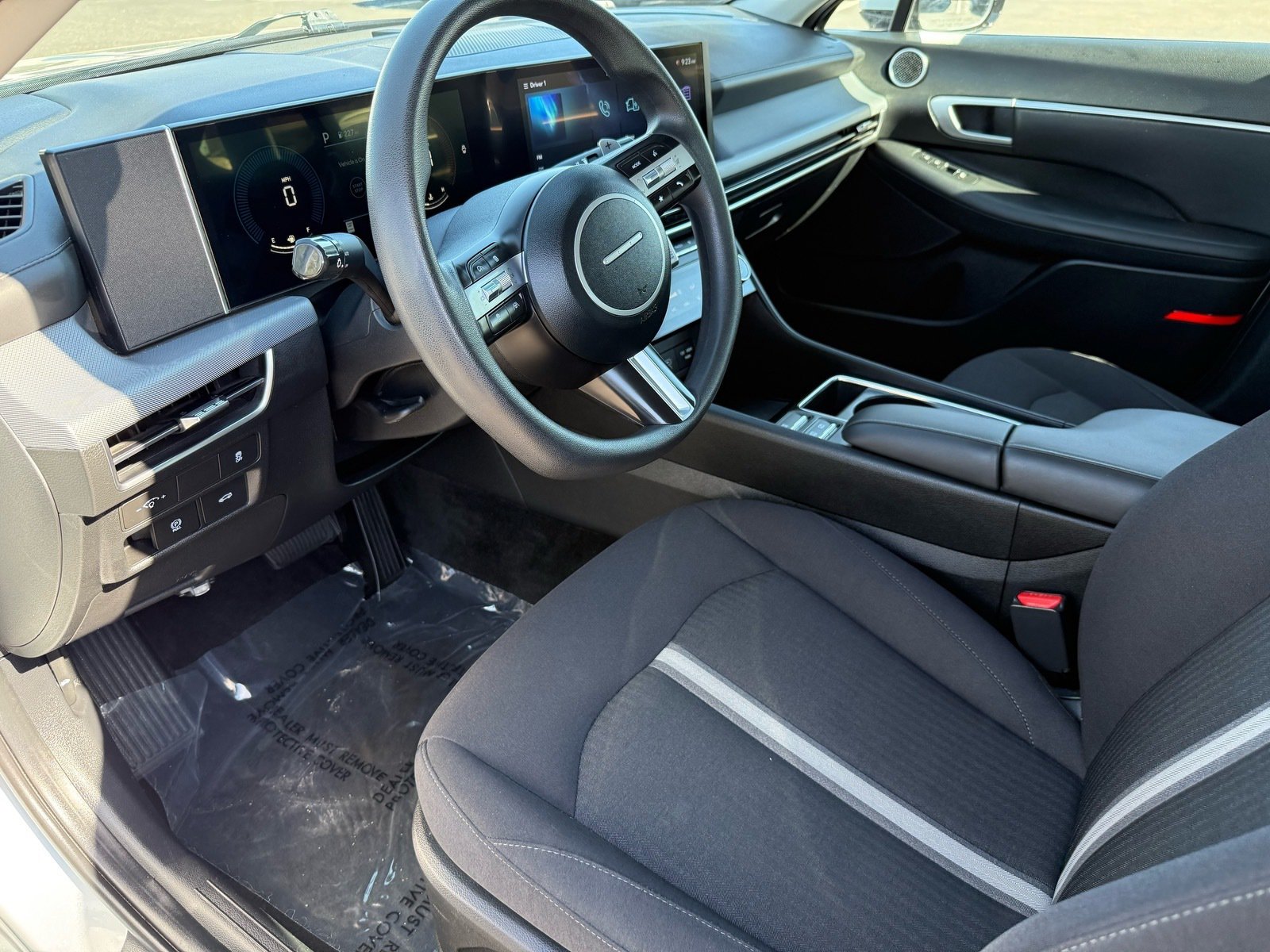 2025 Hyundai Sonata SEL — photo 11 thumbnail