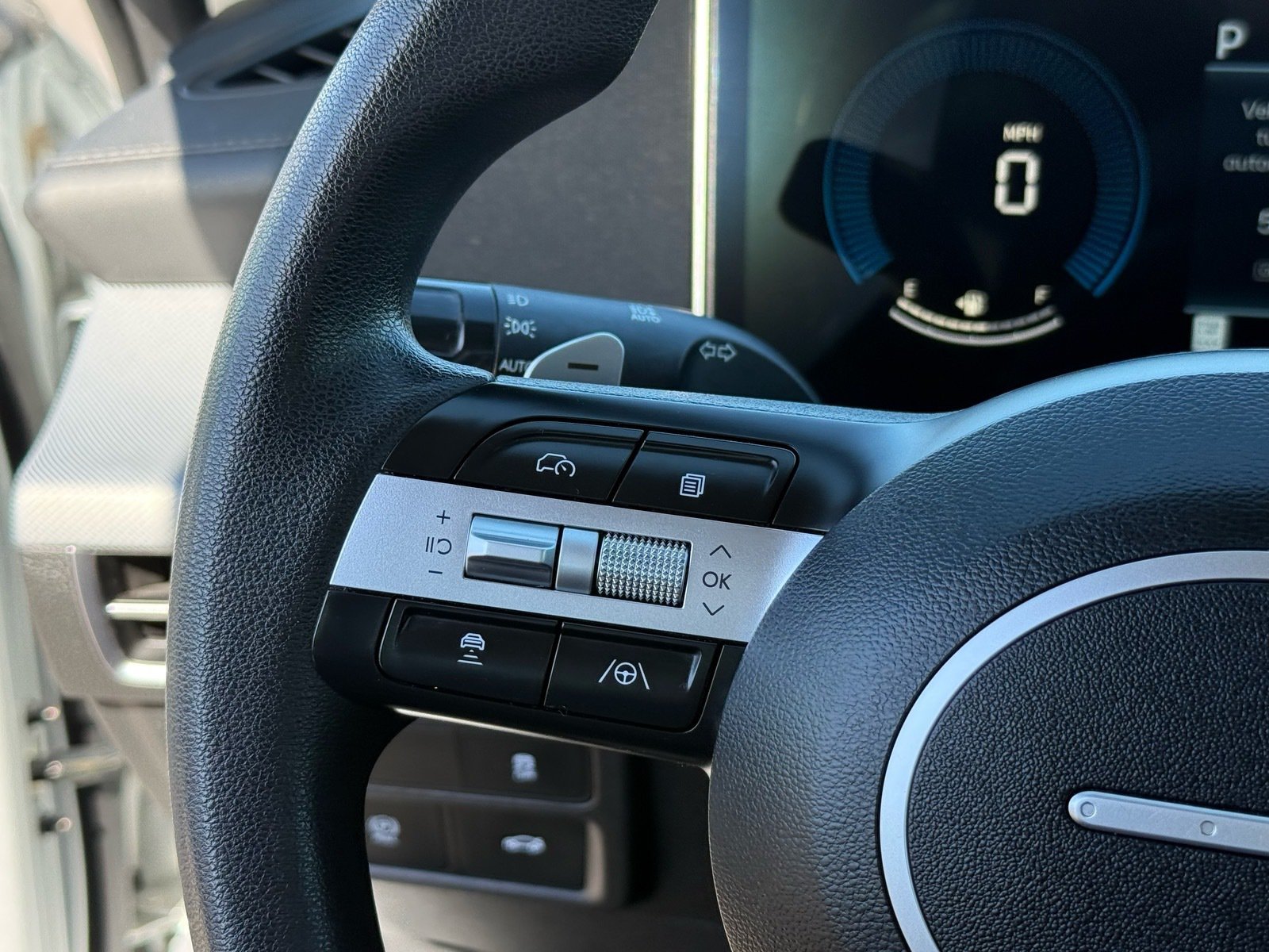 2025 Hyundai Sonata SEL — photo 16 thumbnail