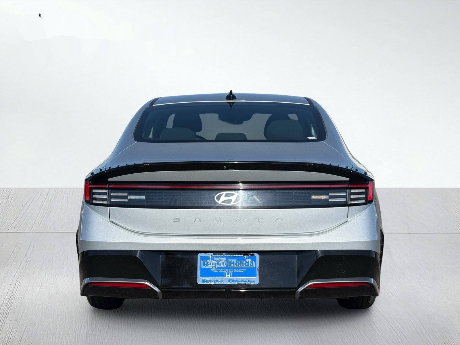 2025 Hyundai Sonata SEL — photo 6 thumbnail