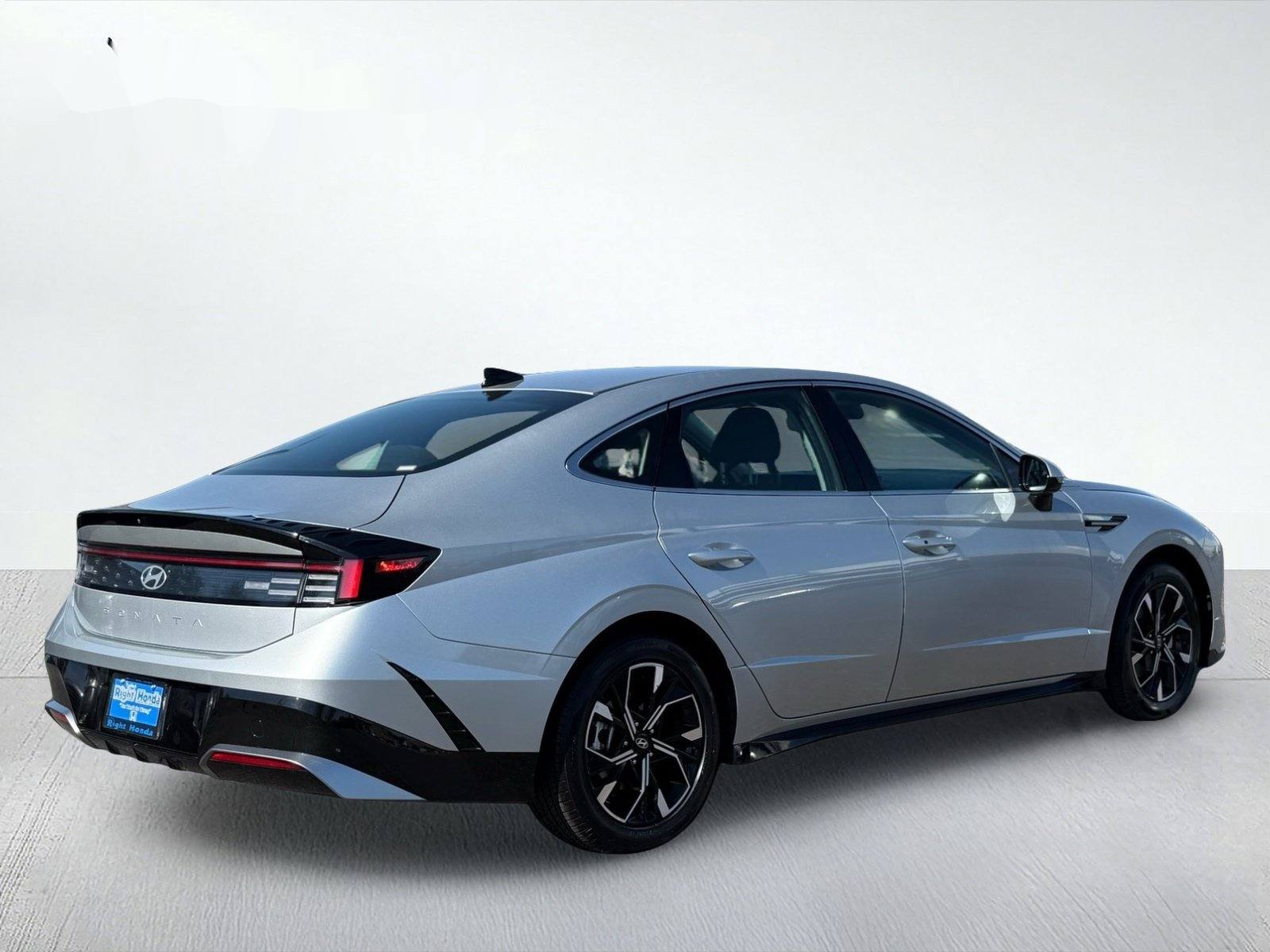 2025 Hyundai Sonata SEL — photo 7 thumbnail