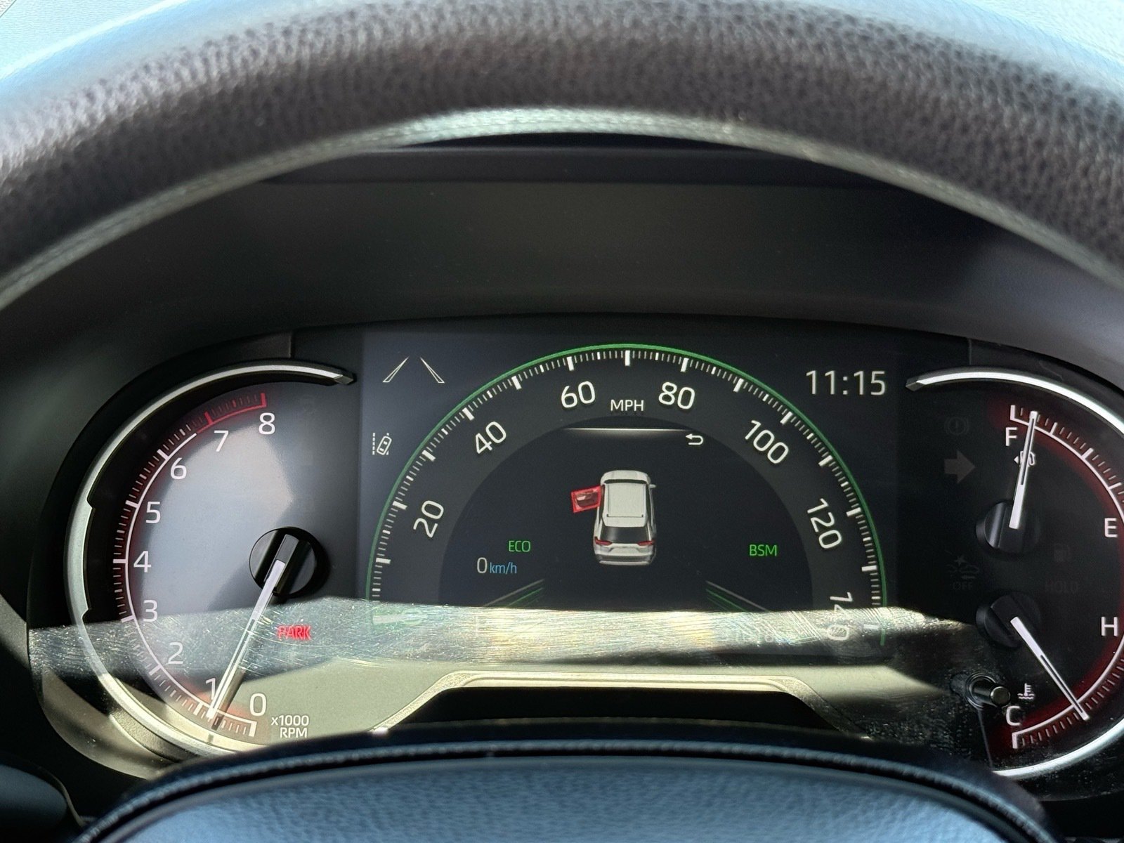 2025 Toyota RAV4 XLE — photo 18 thumbnail