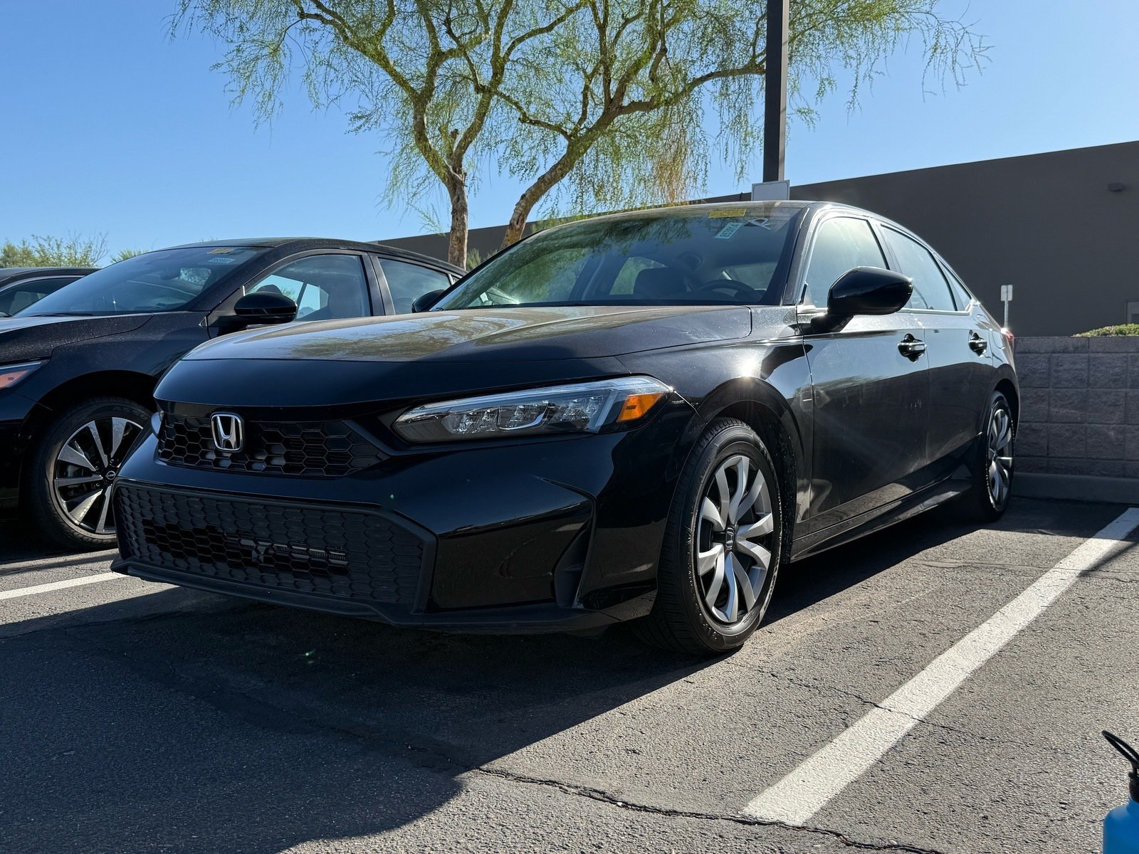 2025 Honda Civic LX — photo 2 thumbnail