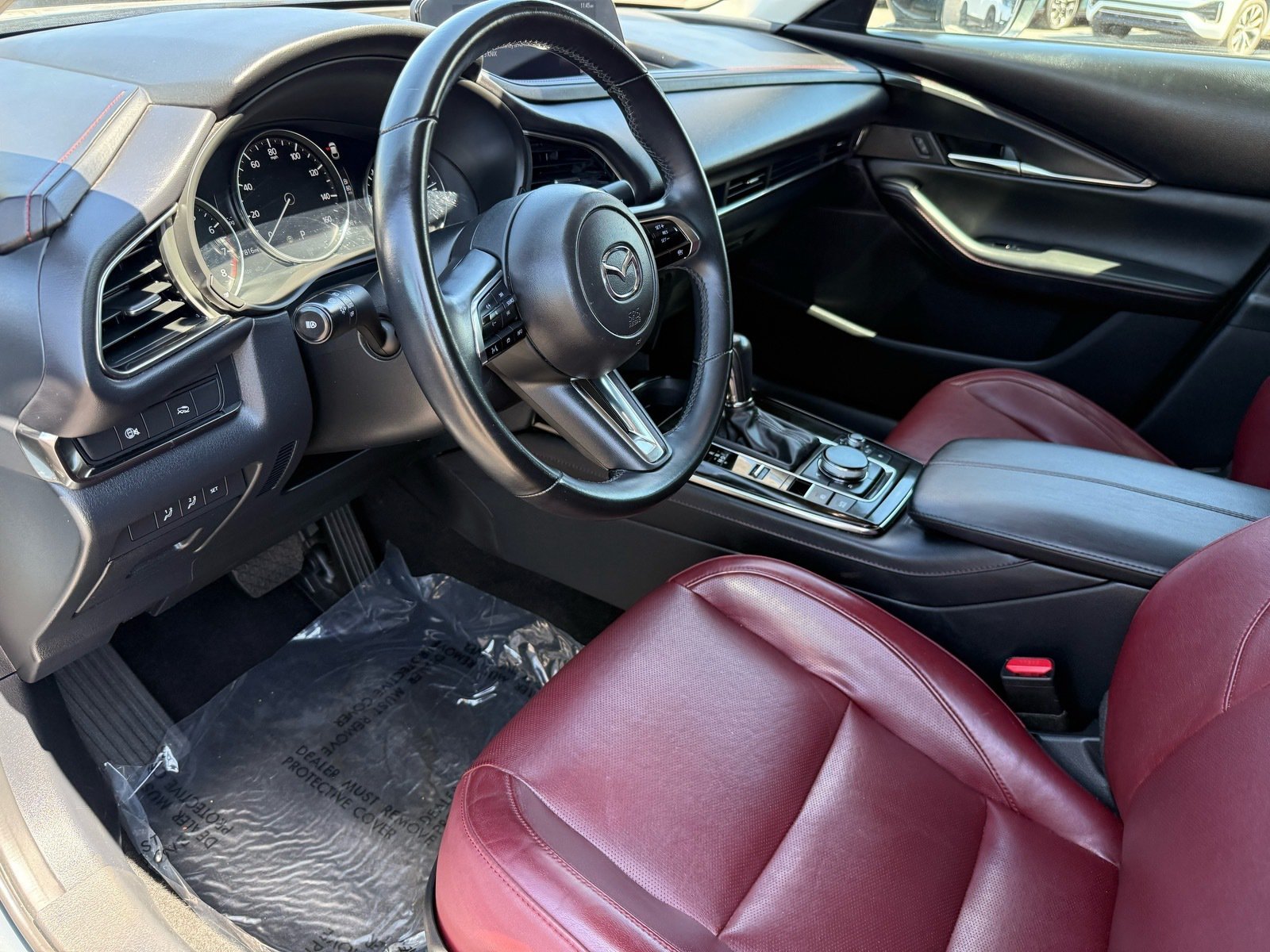 2025 Mazda CX-30 2.5 S Carbon Edition — photo 11 thumbnail