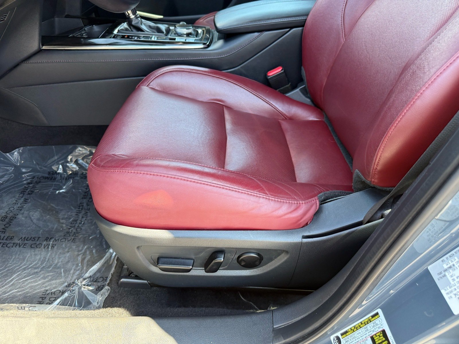 2025 Mazda CX-30 2.5 S Carbon Edition — photo 13 thumbnail