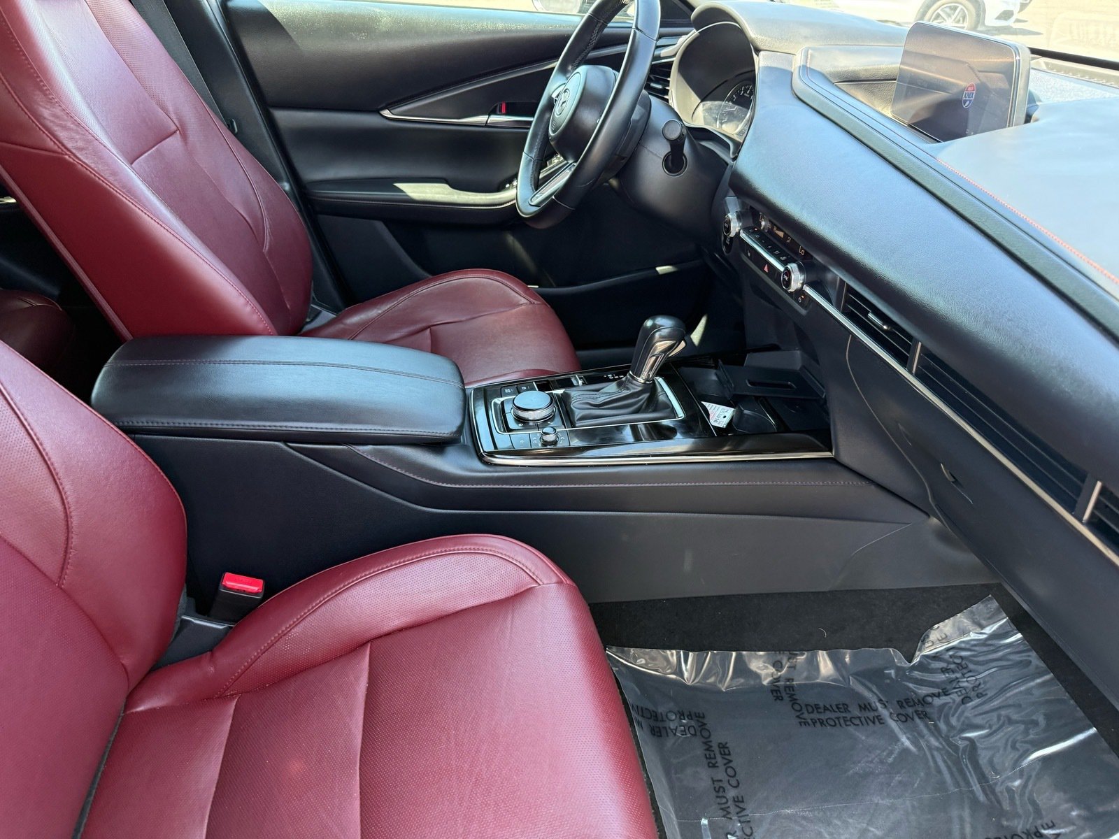 2025 Mazda CX-30 2.5 S Carbon Edition — photo 29 thumbnail