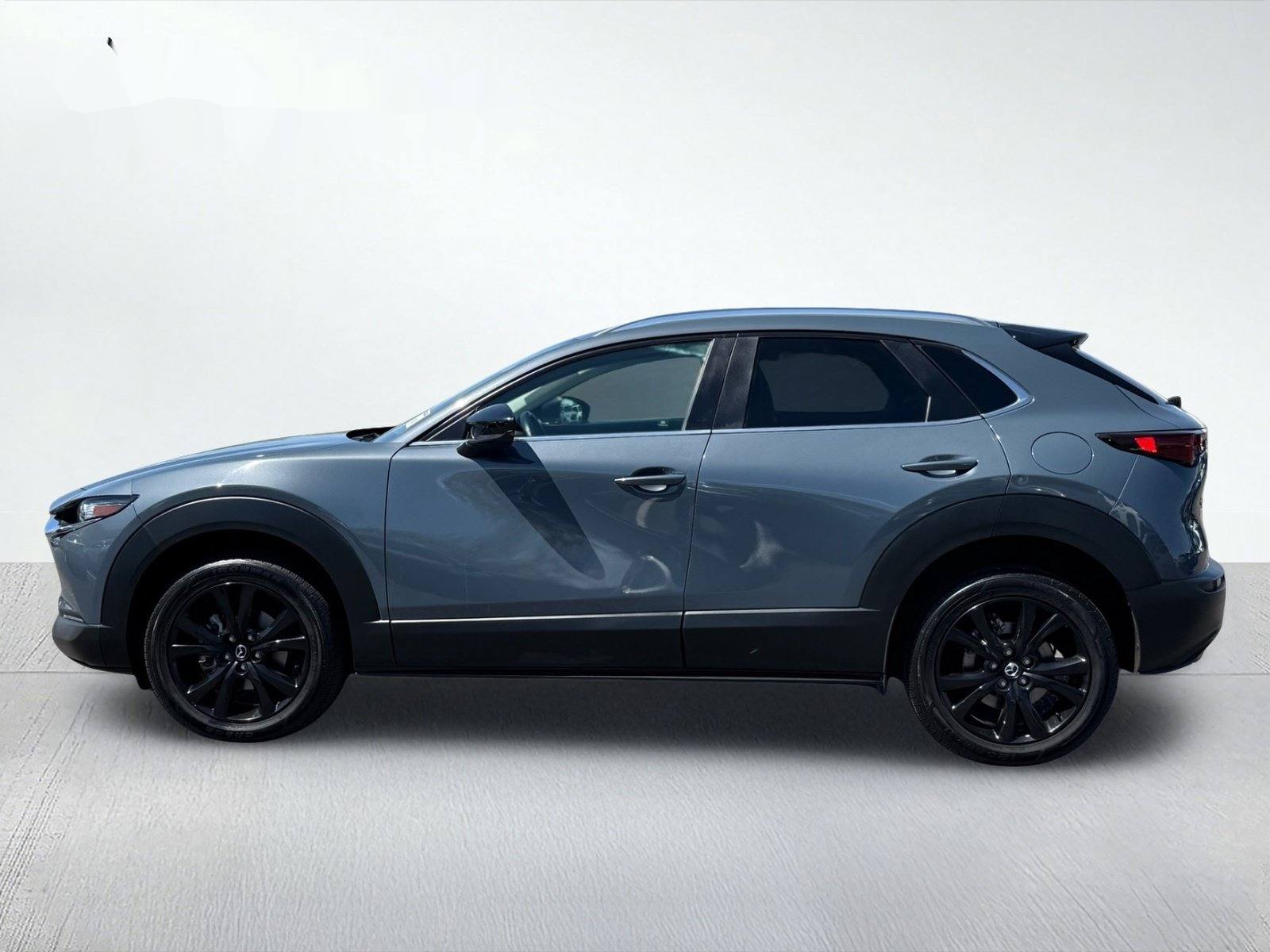 2025 Mazda CX-30 2.5 S Carbon Edition — photo 3 thumbnail
