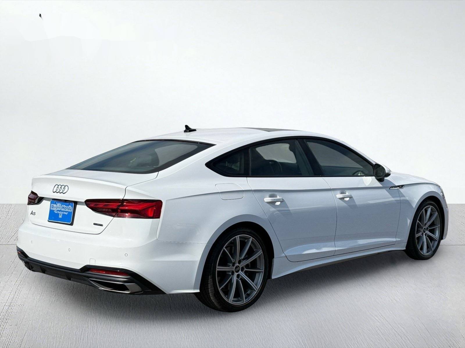 2025 Audi A5 Sportback 45 S line Premium — photo 7 thumbnail