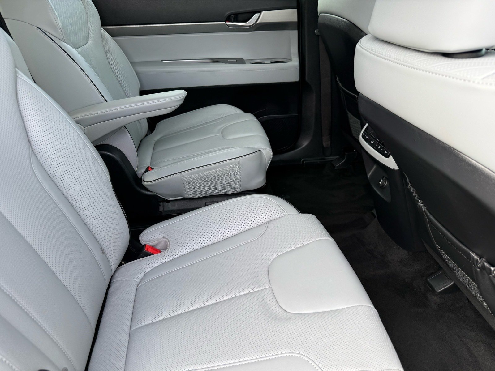 2025 Hyundai Palisade SEL — photo 29 thumbnail