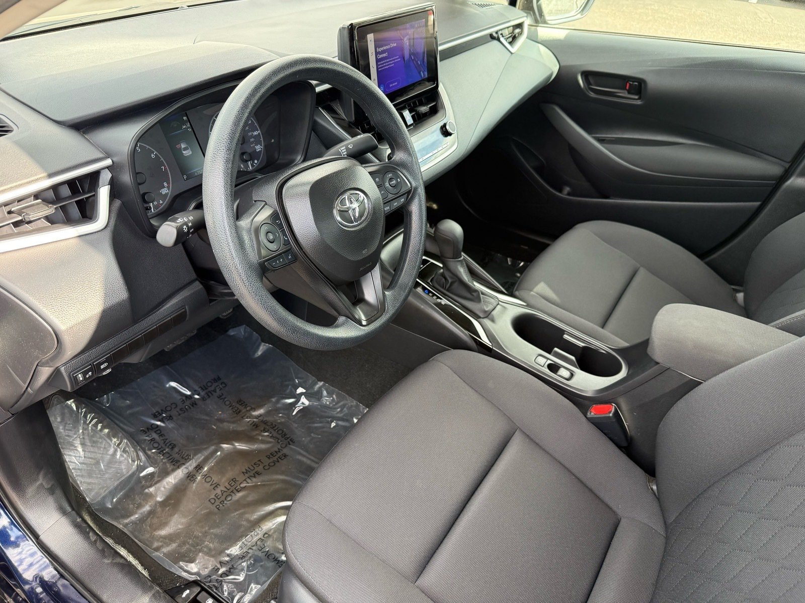 2025 Toyota Corolla LE — photo 11 thumbnail