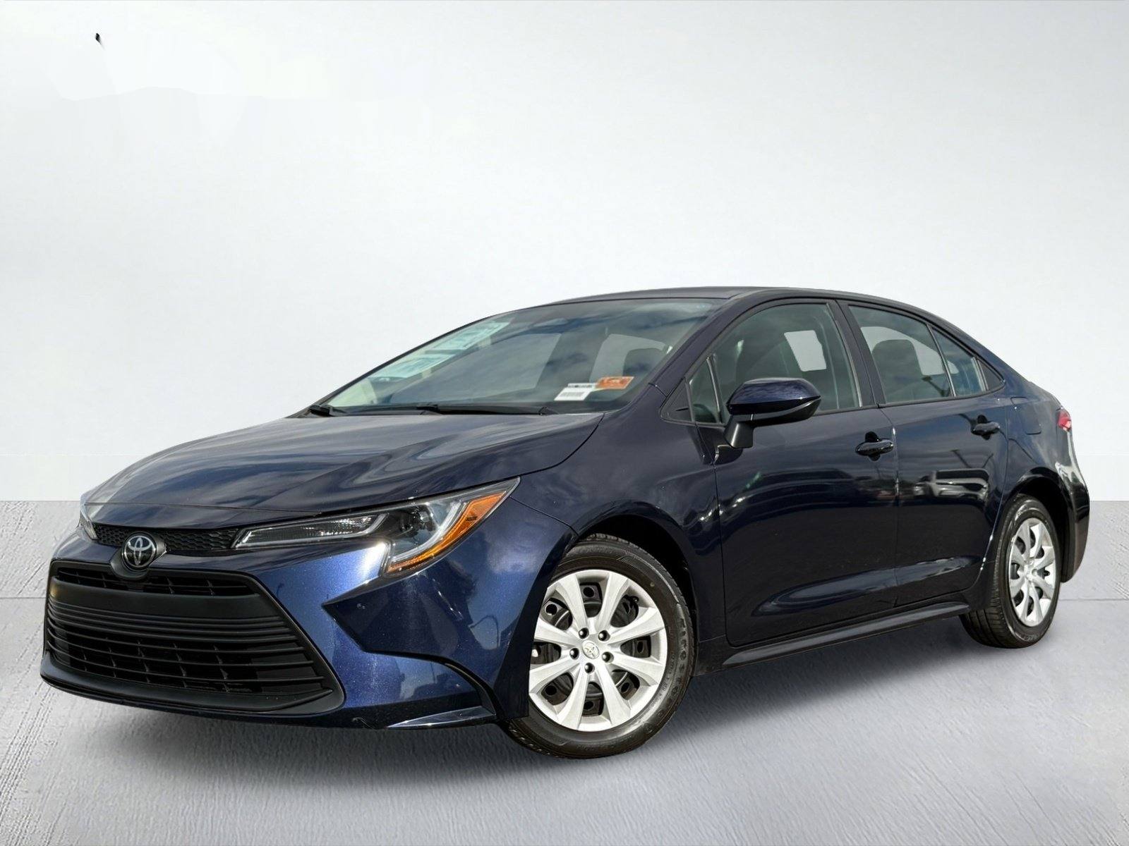 2025 Toyota Corolla LE — photo 2 thumbnail